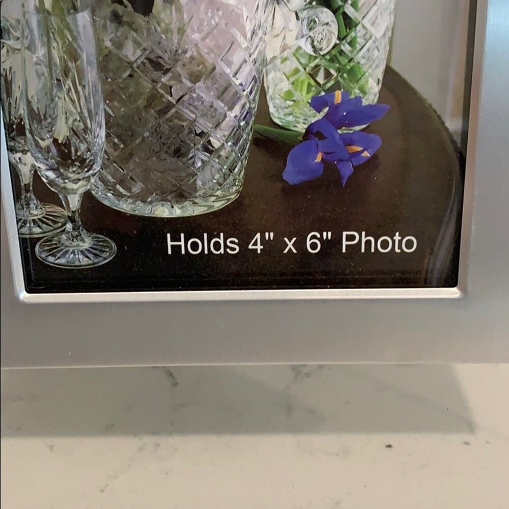 New Glass Photo Frame - Picture 3 of 3